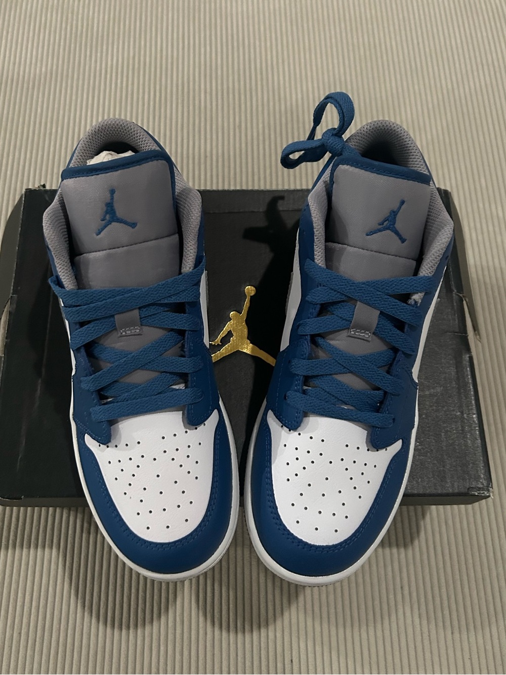 Jordan 1 Low (GS) 6Y